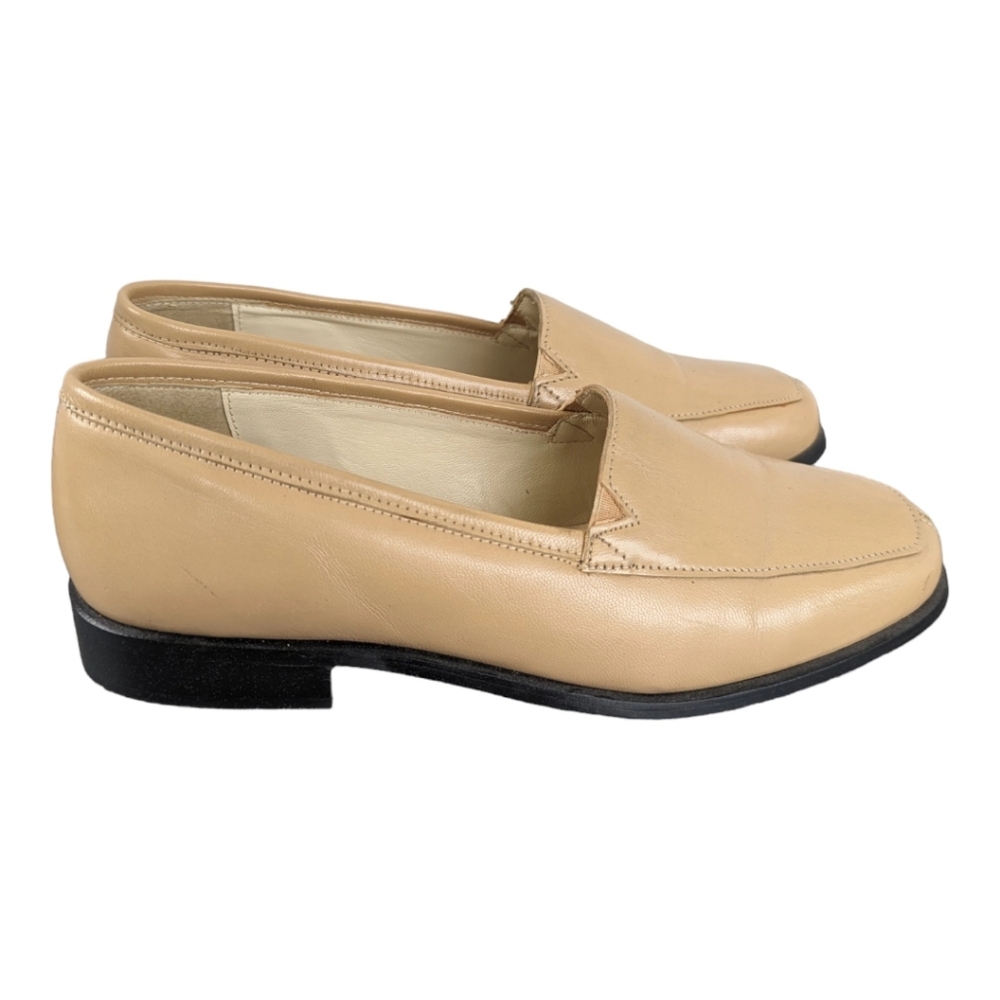 Marco Uno Baige loafers Sz‎ 40 which is 9 -9.5 US